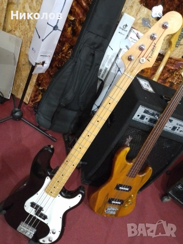 Бас китара Westfield , снимка 1