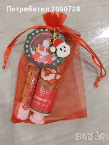 Коледен комплект от крем за ръце и гланц за устни