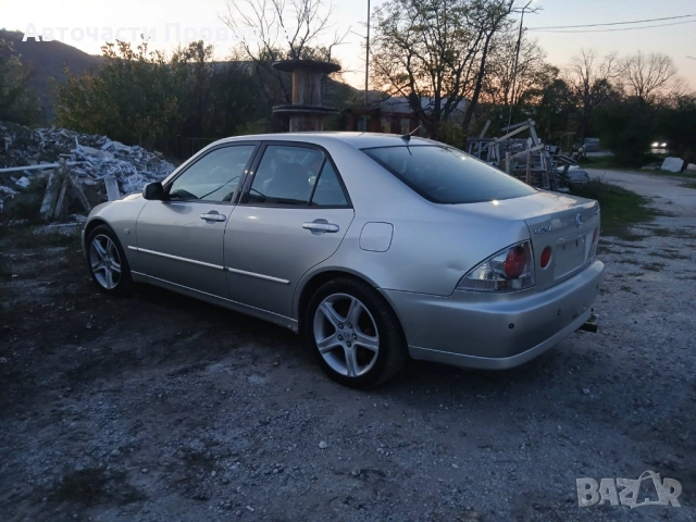 Lexus is 200, 2.0 V6, 2004 г на части, снимка 2 - Автомобили и джипове - 52596915