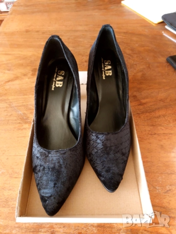Дамски обувки