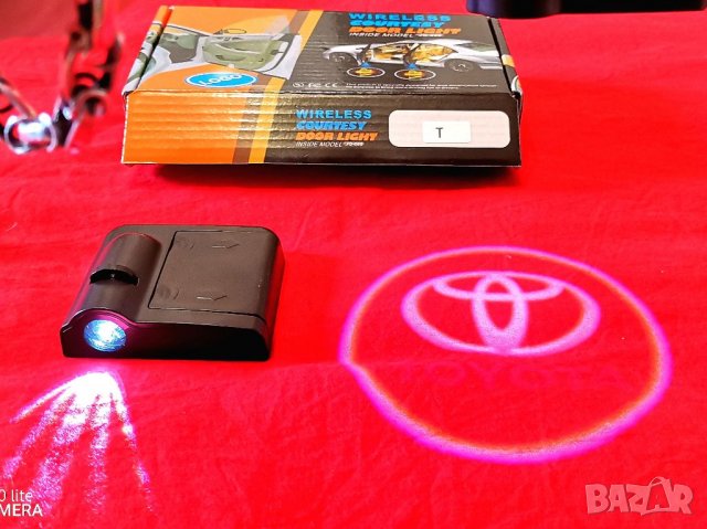 Проектор лого Toyota за врата, снимка 4 - Аксесоари и консумативи - 39210853