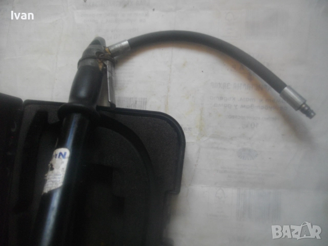 Голям пневматичен скрепер стъргалка DITTMANN Scrap Air S24 пълен комплект с длета за дърво и бетон , снимка 13 - Други инструменти - 51554477