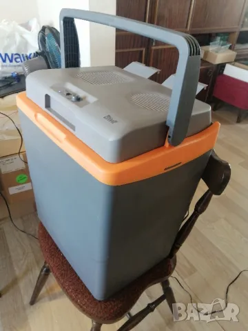 Електрическа Хладилна чанта 29 L, снимка 1