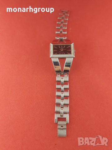 Часовник  Q&Q GA51-202, снимка 5 - Дамски - 32702802