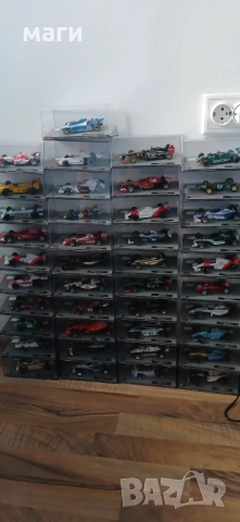 Голяма колекция от коли 