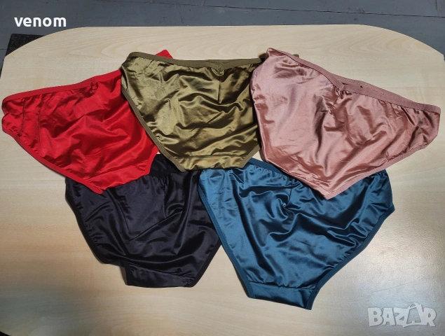 Лъскави бикини, снимка 2 - Бельо - 53440973