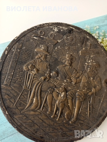 гипсова фигура на Тримата мускетари., снимка 2 - Колекции - 52930098