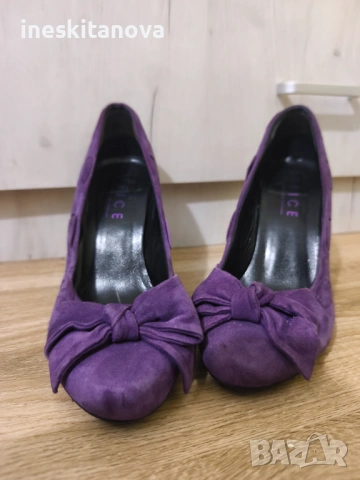 Токчета, снимка 2 - Дамски обувки на ток - 53346320