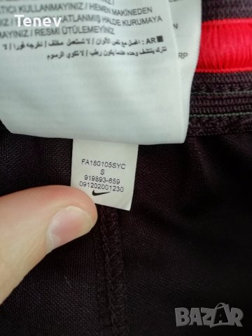 AS Roma Nike оригинални нови футболни шорти къси гащи Рома  , снимка 6 - Спортни дрехи, екипи - 38963776