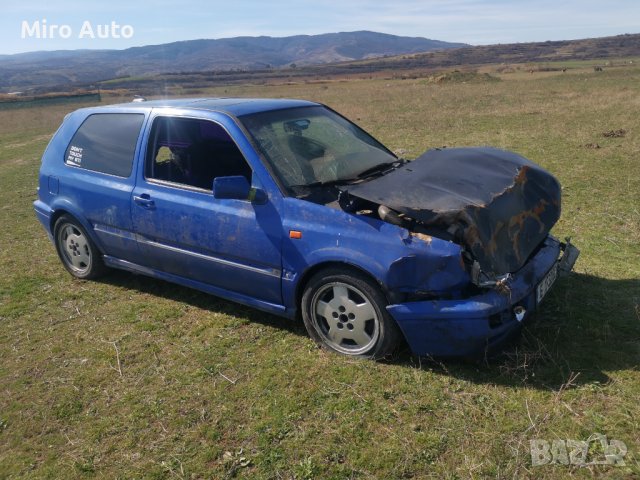 VW Golf 3  2.0 115кс - На части, снимка 1 - Автомобили и джипове - 39989205