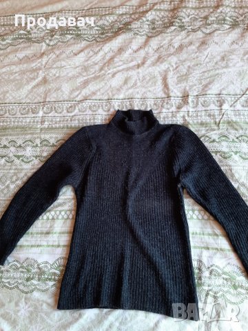 Черен пуловер 