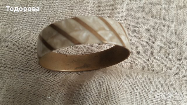 Стилна гривна от седеф 