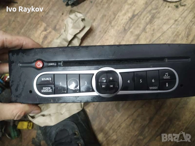 Радио CD Renault Laguna II 2.0 DCI 8200533617C , 2008г, снимка 2 - Части - 52662878