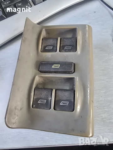 8D1959515 Бутони ел. стъкла за Audi A4 B5 (1994-2001) 4D0959855