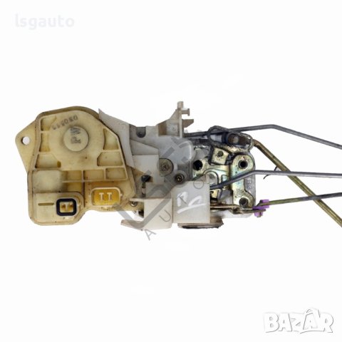 Брава предна дясна врата Honda Jazz 2002-2008 ID: 117802