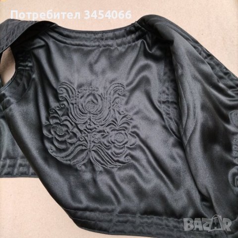 Късо дамско елече. , снимка 3 - Елеци - 43061197