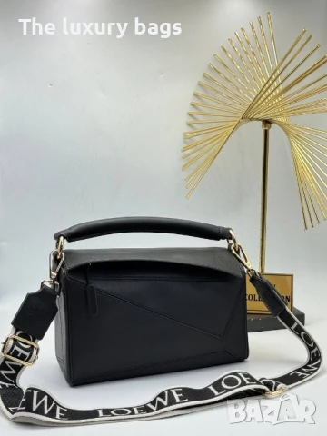 Стилна дамска чанта 