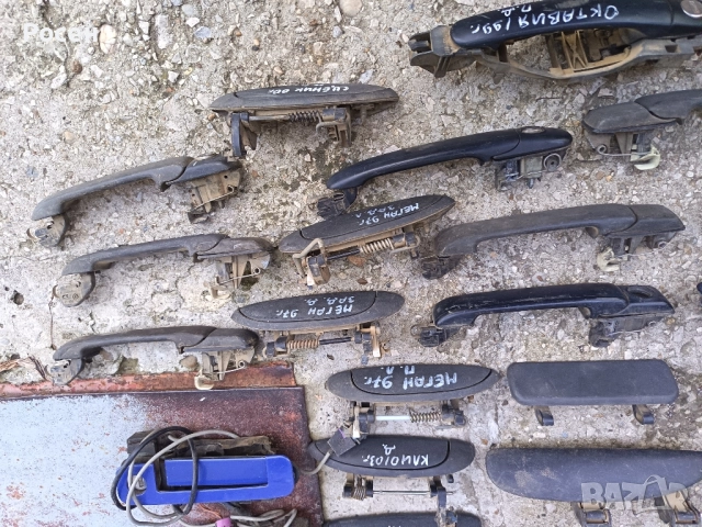 Външни дръжки за автомобили, снимка 6 - Части - 52460241