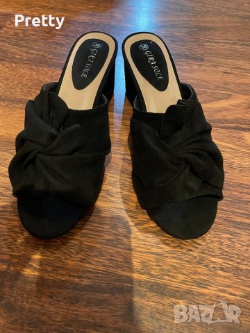 Черни велурени чехли на ток, снимка 6 - Чехли - 37586833