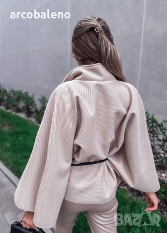 Дамско елегантно бежово пончо с колан , снимка 3 - Туники - 52157846
