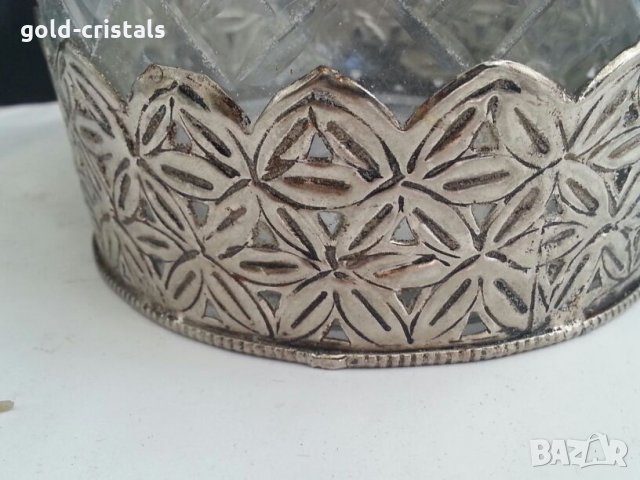 Кристална гарафа с метални елементи, снимка 5 - Антикварни и старинни предмети - 23121512