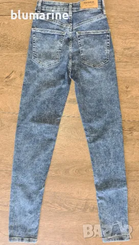 Дамски дънки PULL&BEAR, снимка 2 - Дънки - 49493796