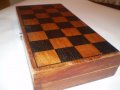 Стара дървена дъска -кутия за игра на шах, снимка 5