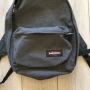 НОВА оригинална тъмно сива водоустойчива раница EASTPAK от Германия, снимка 5