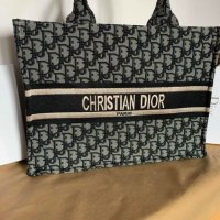 Дамска чанта Dior код 12, снимка 1 - Чанти - 29065166