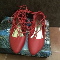 Червени обувки, снимка 1 - Дамски ежедневни обувки - 28943441