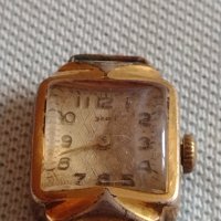 Стар механичен часовник с позлатена рамка за КОЛЕКЦИЯ 43075, снимка 1 - Други ценни предмети - 43905538