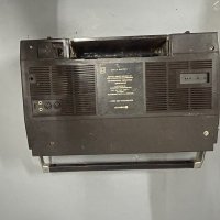 VEF 260-2 стар касетофон, снимка 12 - Радиокасетофони, транзистори - 44110162