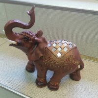Продавам статуетка слон! , снимка 1 - Декорация за дома - 37540494
