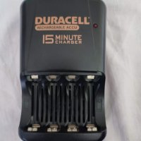 Бързозареждащо зарядно устройство Duracell CEF15KTN, снимка 1 - Батерии, зарядни - 32902196