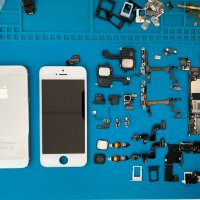 iPhone 5 на части, снимка 1 - Резервни части за телефони - 40499910