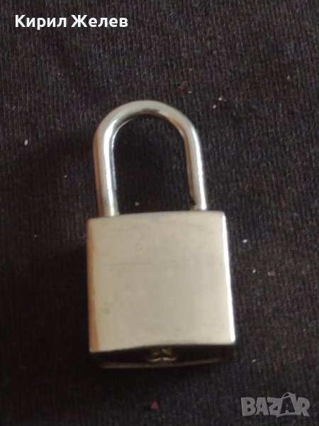 Малко катинарче много красиво за КОЛЕКЦИЯ ДЕКОРАЦИЯ БИТОВ КЪТ 42716, снимка 1