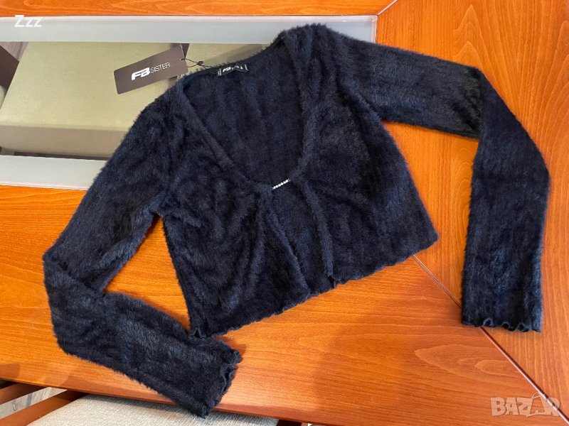 Дамска пухкава жилетка, снимка 1