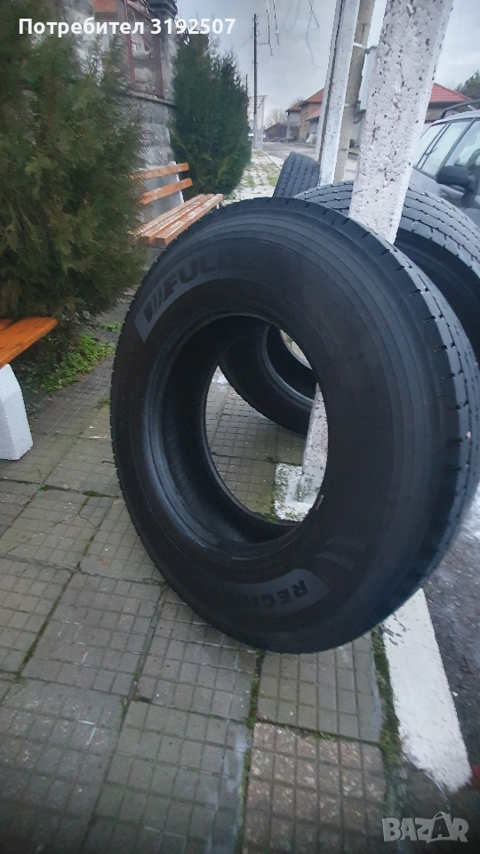 Гуми Фулда 295/80R22,5 три броя, снимка 1