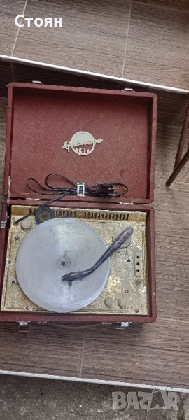 стар грамофон Саратов , снимка 1