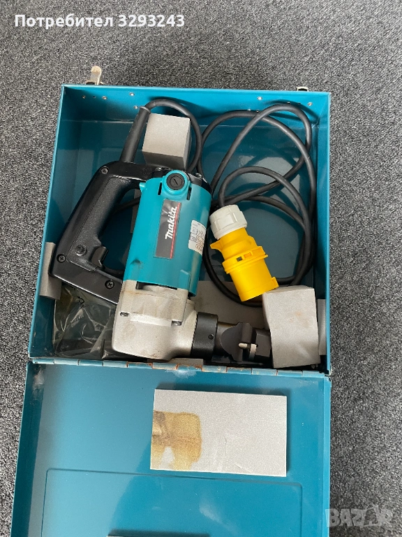 MAKITA JN3200 РЕЗАЧКА ЗА СТОМАНА И АЛУМИНИИ ВГРАДЕН ДЕБЕЛОМЕР, снимка 1