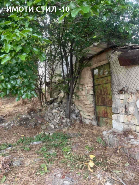 ПРОДАВА ПАРЦЕЛ СЪС СТАРА ПОСТРОЙКА, КВ. ГРИВИЦА, снимка 1