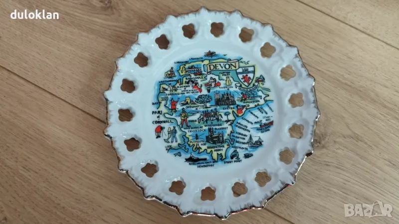 Красива декоративна чиния от Девън Англия., снимка 1
