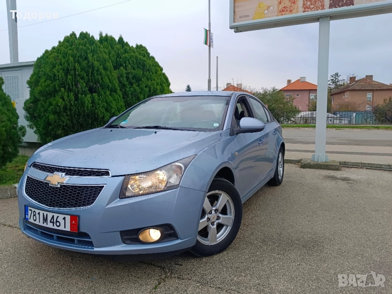 Chevrolet Cruze 1.8 Бензин *Седан*, снимка 1