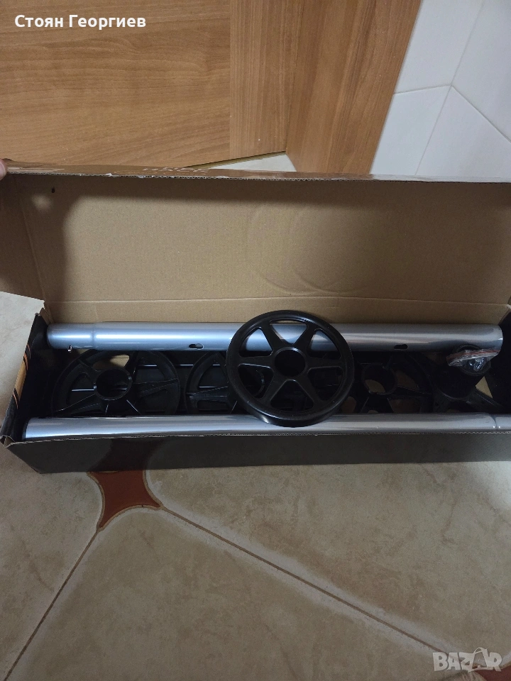 Стойка за 4 автомобилни гуми с джанти / За гуми с ширина до 22,5 см., снимка 1