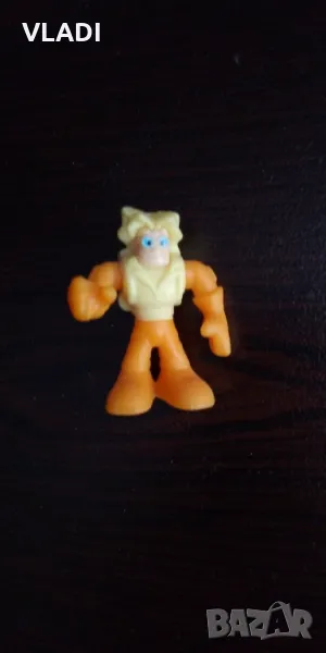 Жълт робот, снимка 1