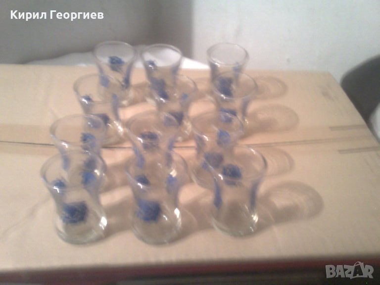 Сервиз за ракия 12 чашки, снимка 1