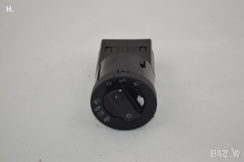 Ключ за фарове главни светлини Audi A4 Avant (B7) 3.0 TDI 2004-2008 г., снимка 1