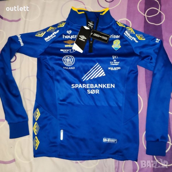 Нова  с етикети Umbro футболна фланелка 164см. Дълъг ръкав има и др. в обявите. За повече бр. Правя , снимка 1