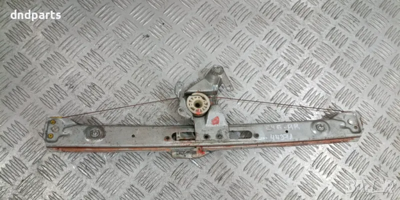 Стъклоповдигач BMW E46 3-Series 2000г.(заден десен)	, снимка 1