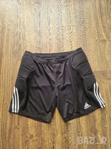 Страхотни мъжки къси футболни къси панталони ADIDAS  размер 2XL  , снимка 1